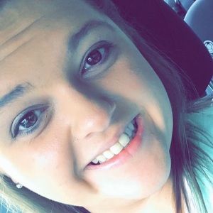 Meet your Posher, Karri